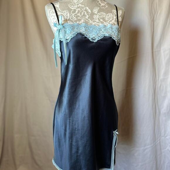Vintage Y2K 2005 Victoria’s Secret Satin Slip Dress